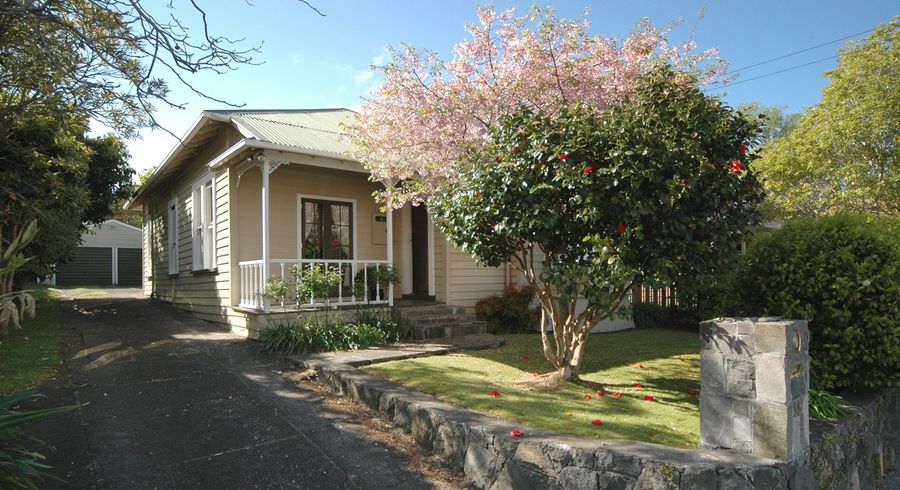 at 55 Valley Road, Mount Eden, Auckland
