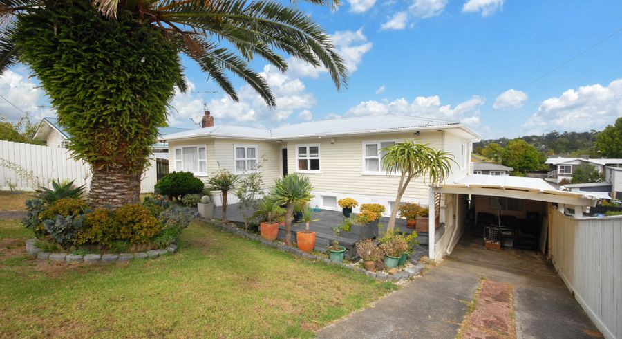  at 4 Saffron Street, Birkdale, Auckland