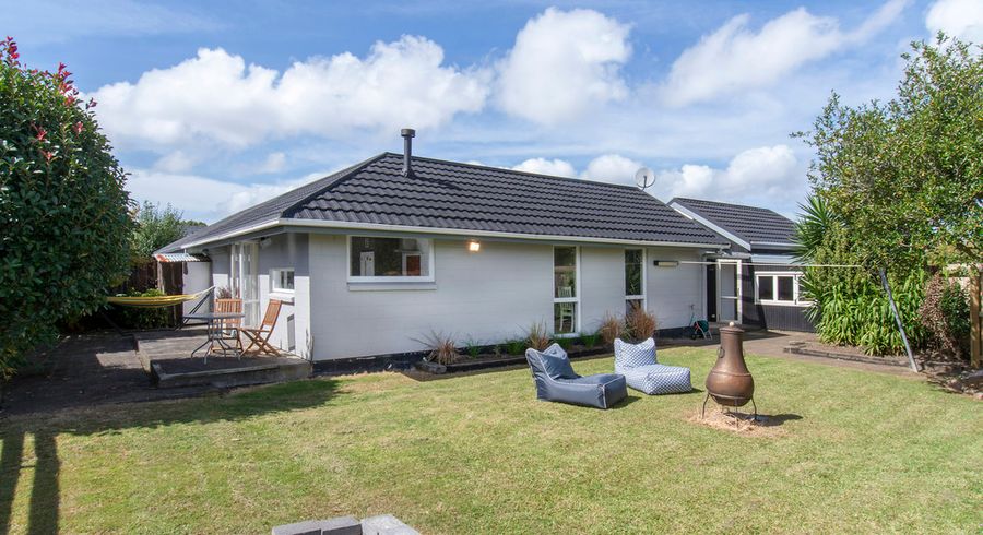  at 1/27 Browns Avenue, Pakuranga, Auckland