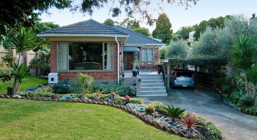  at 47 Hillsborough Road, Hillsborough, Auckland