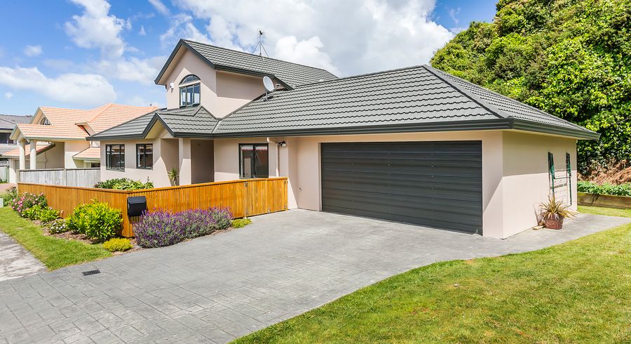  at 5 Melksham Drive, Churton Park, Wellington