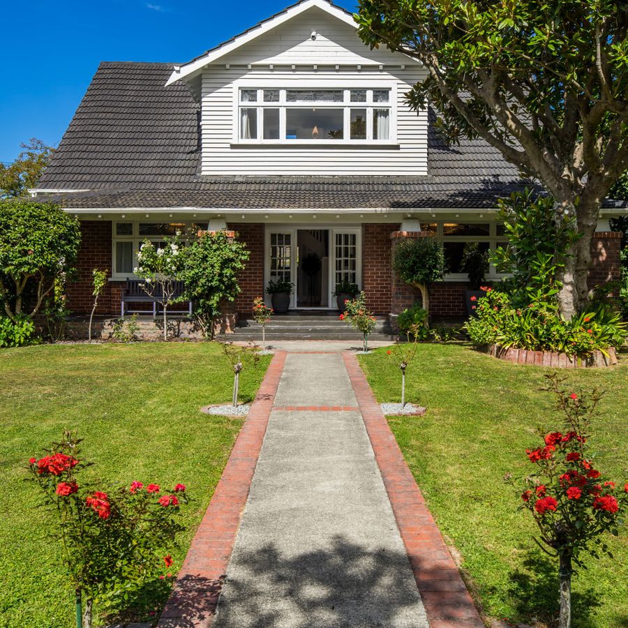 Free property data for 10 Massey Avenue, Woburn, Lower Hutt homes.co.nz