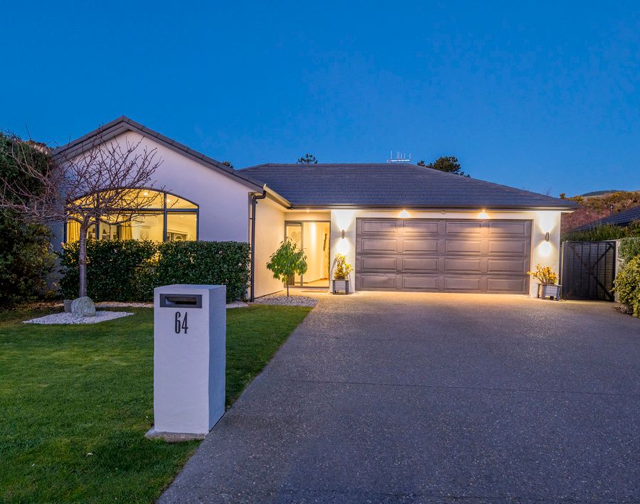 For sale 64 Lorna Irene Drive, Raumati South homes.co.nz