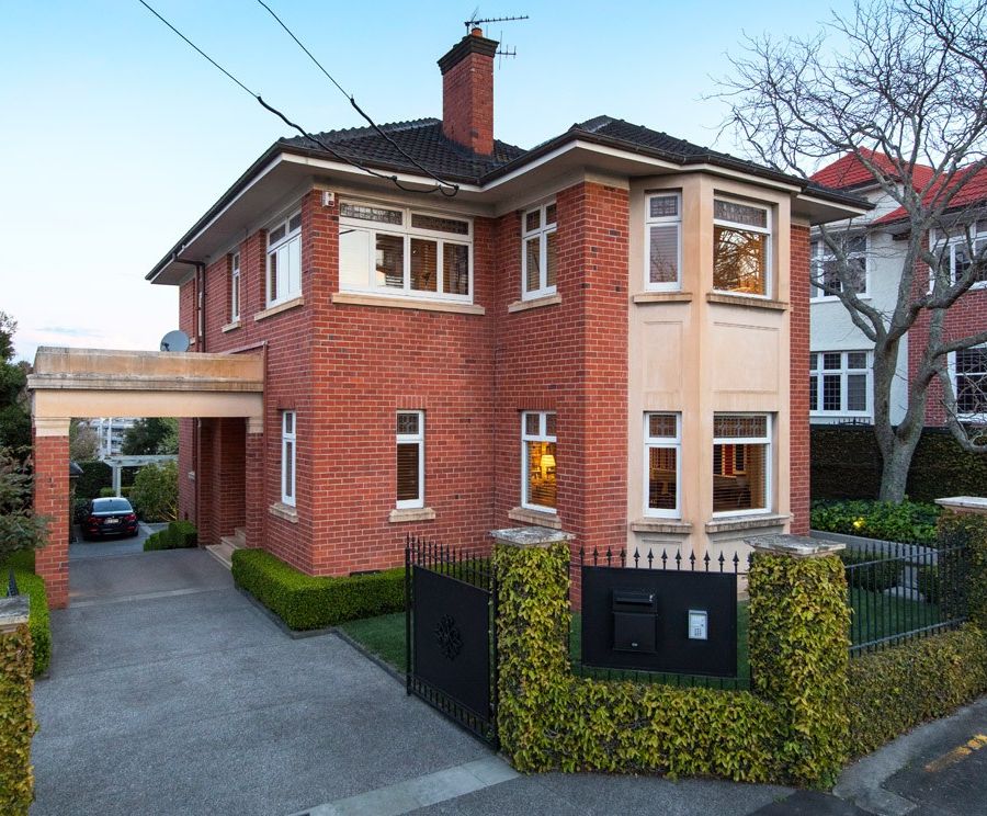 Free property data for 126 Grafton Road, Grafton, Auckland homes.co.nz