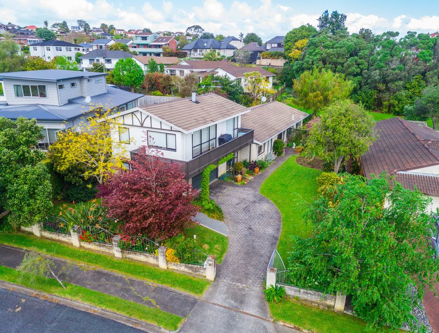 Free property data for 39 Greenbank Drive, Saint Johns, Auckland