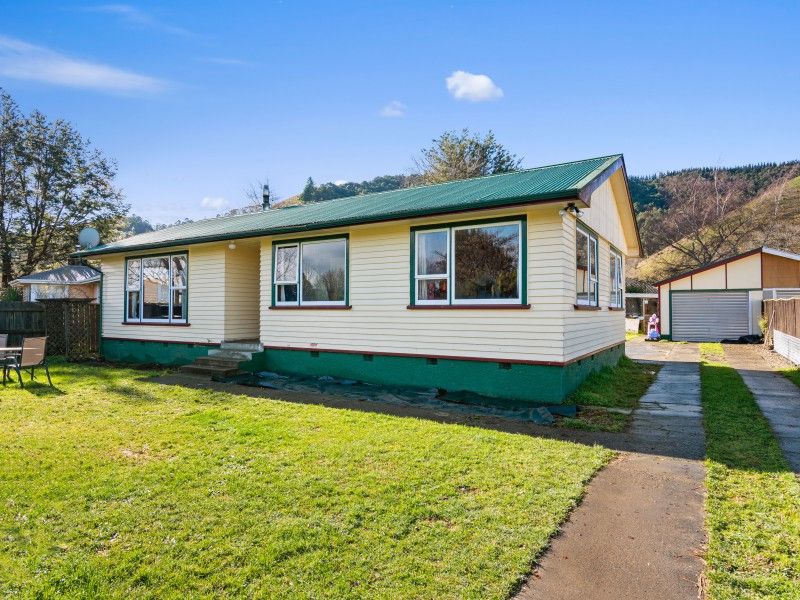 Free property data for 16 Kowhai Street, Tapawera homes.co.nz