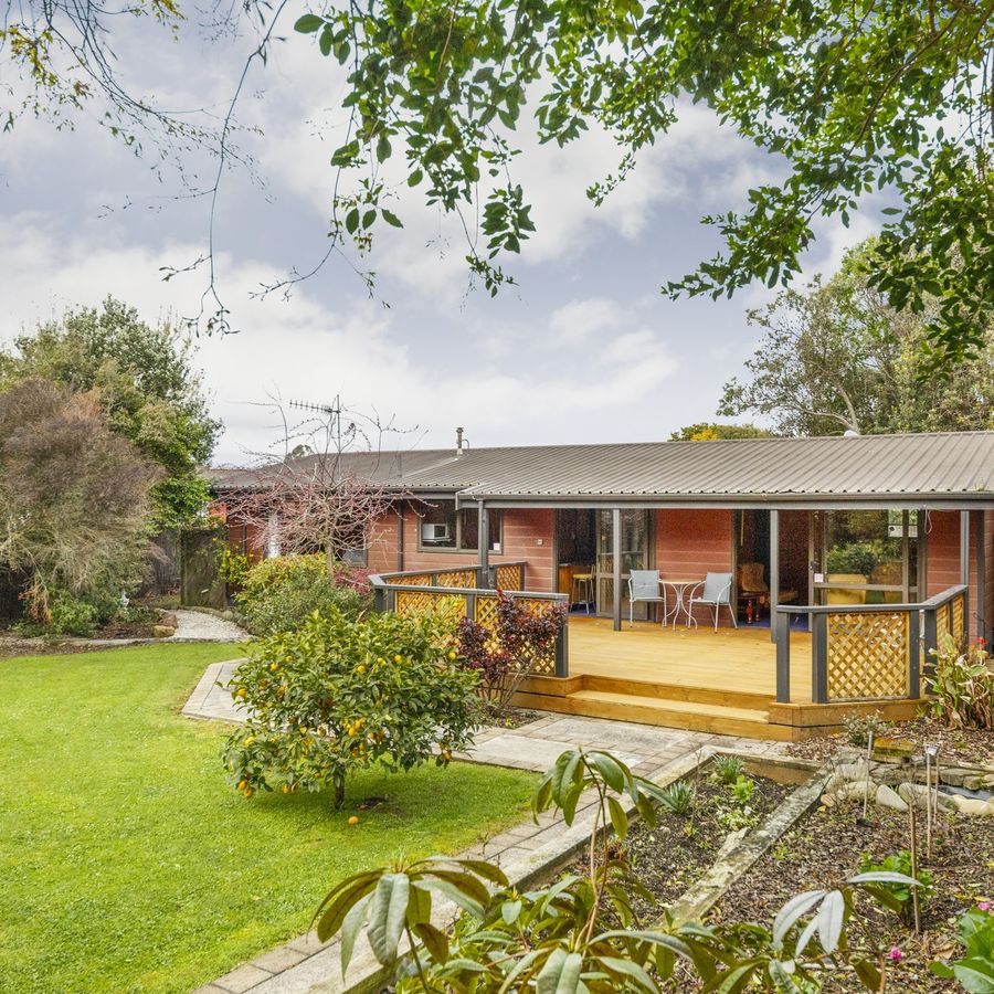 Free property data for 168 Amberley Avenue, Highbury, Palmerston North
