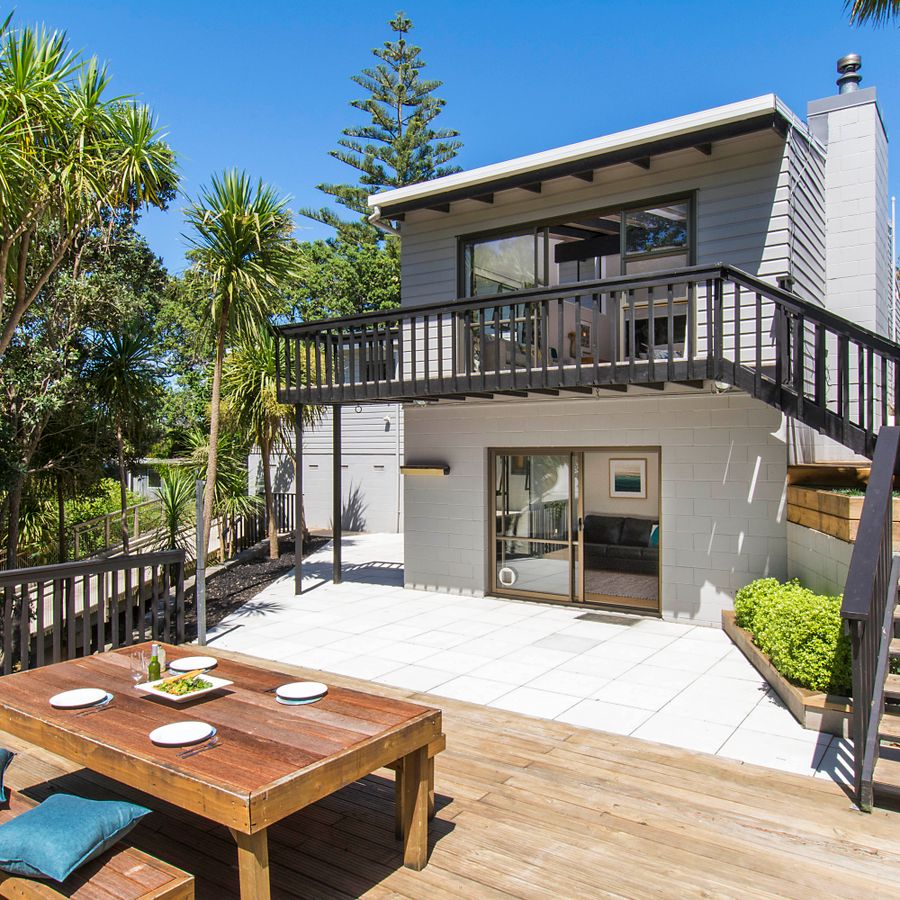 Free property data for 68A Beach Road, Mellons Bay, Auckland homes.co.nz