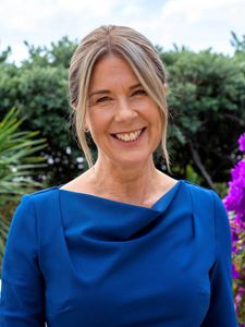 Judith Barr