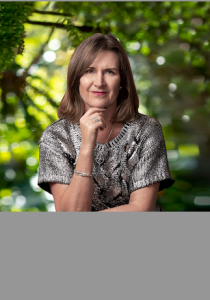 Lisa Stone