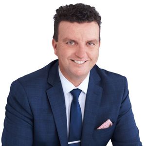 Dermot Kelly