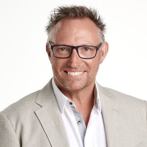 Darren Perry
