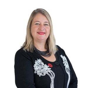 Shelley Grieve