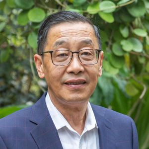 Yimin Guo
