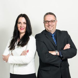 Leonie and Steve Harcourts