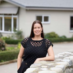 Nikki Greenwood