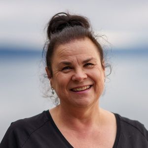 Louise Walker-Hughes