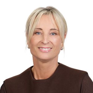 Nicola Barnett
