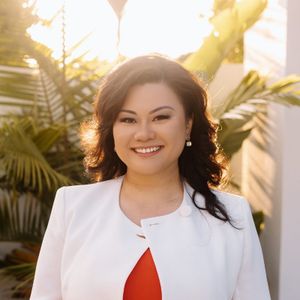 Yvenna Yue