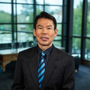 Jong Kim