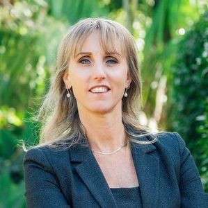 Bronwyn Scott-Woods