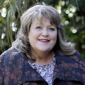 Angela Scarfe