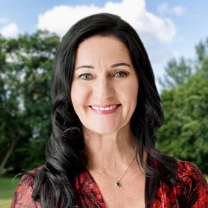 Julie Evans
