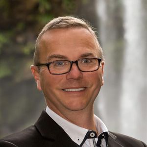 Zoltan Waxman