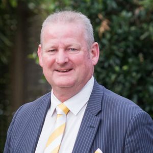 Michael Gee