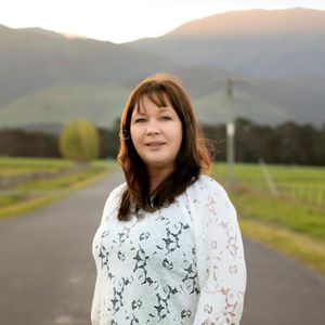 Jacqui Jones