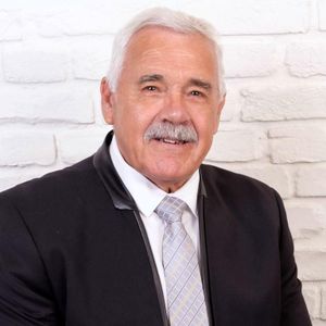 Dennis Emsley