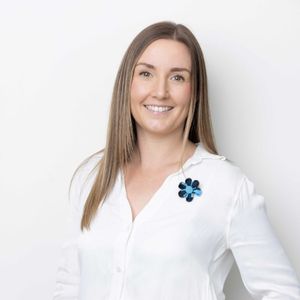 Samantha Lewis