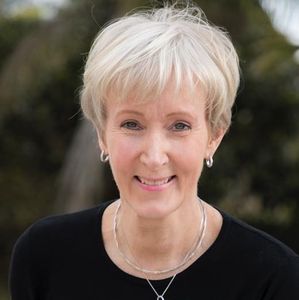 Linda Simmons