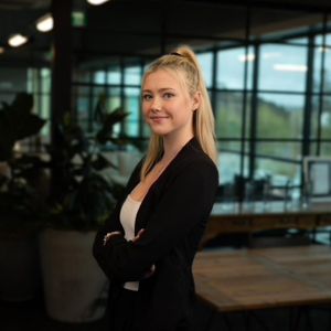 Caitlin Stirling