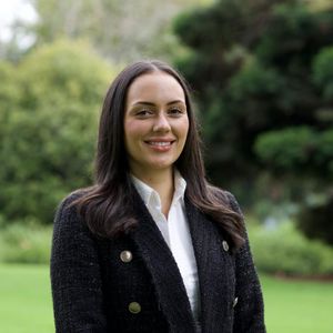 Ani Hirini