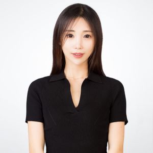 Halle Zhang