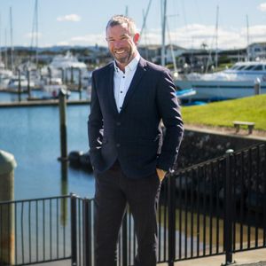 Mike Barrett