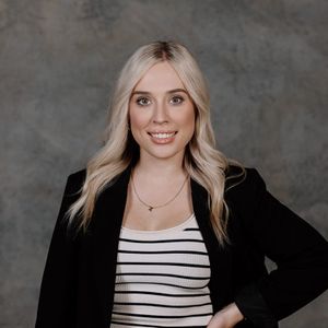 Zoe West
