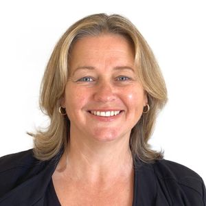 Liz Cooper