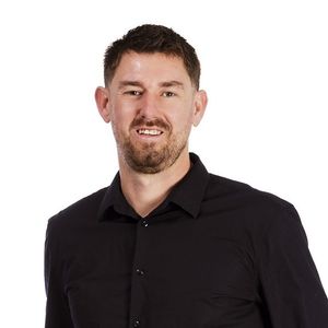 Dan Perrett
