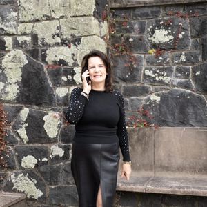 Ann Bennett AREINZ