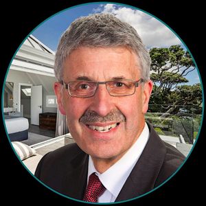 Les Mortimer