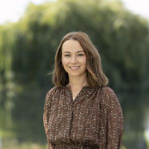 Holly McGhie