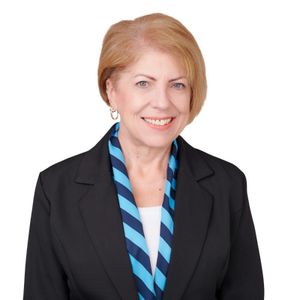 Estelle Clendon