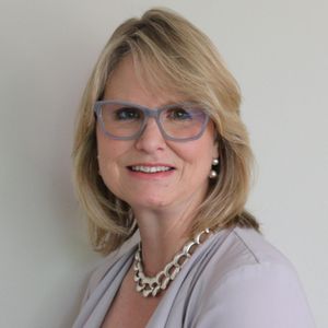 Andrea Kent